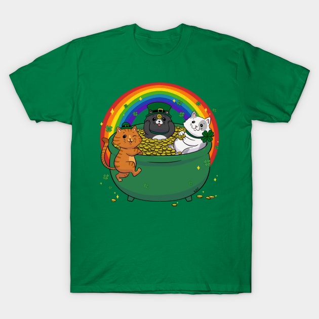 st patrick’s day lucky cats T-Shirt by kuinif